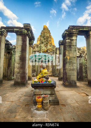 Cambogia Angkor Watt, Siem Reap, facce del tempio Bayon Foto Stock