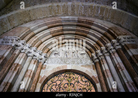 Austria, Salisburgo, Stiftskirche San Pietro Chiesa, Uscio Foto Stock