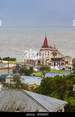 Nuova Zelanda, Isola del nord, Rotorua. Ohinemutu, villaggio Maori, St. La fede della Chiesa Anglicana, vista in elevazione Foto Stock