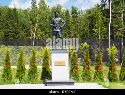 Kubinka, Moscow Region, Russia - 16 Giugno 2018: Monumento al generale russo Alexei Brusilov in military-patriottico parco ricreativo delle Forze Armate Foto Stock