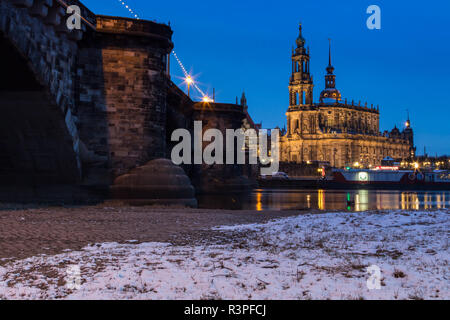 Corte cattolica chiesa cattedrale / Dresden Foto Stock