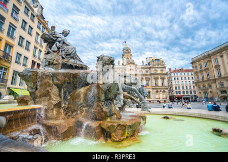 Fontaine Bartholdi, Place des Terreaux a Lione, Francia Foto Stock