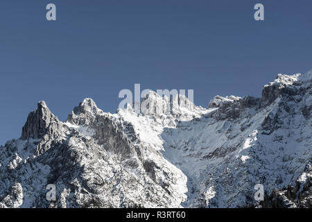 In Germania, in Baviera, Viererspitze e Western Karwendelspitze in montagna Karwendel Foto Stock