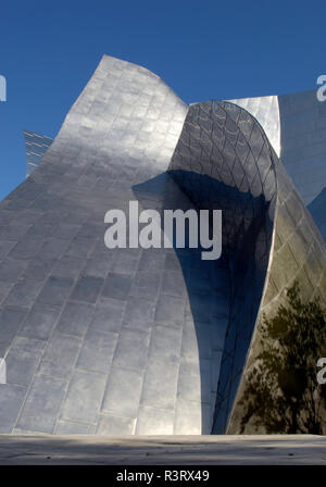 Dettaglio dell'acciaio inox esterno del Walt Disney Concert Hall aperta (2003) di Los Angeles, California, progettato dall architetto Frank Gehry. Foto Stock