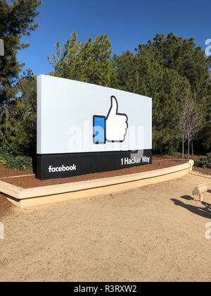Un modo di agire da hacker, Facebook Thumbs up, mi piace Foto Stock