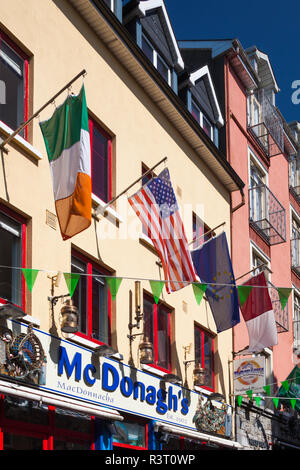 L'Irlanda, nella contea di Galway, Galway City, High Street zona pedonale Foto Stock