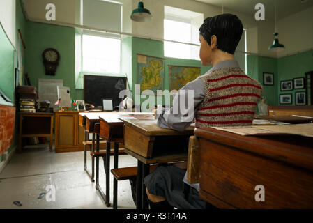 Irlanda, County Limerick, città di Limerick, Frank McCourt Museum, 1930 replica schoolhouse Foto Stock