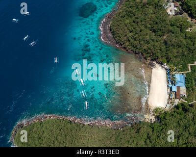 Indonesia, Bali, vista aerea di Blue Lagoon Beach Foto Stock
