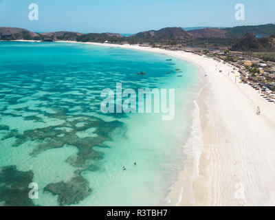 Indonesia, Lombok, veduta aerea della spiaggia Foto Stock