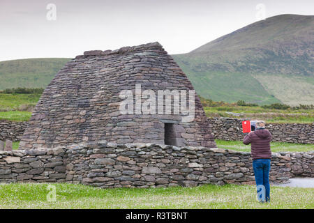 L'Irlanda, nella contea di Kerry, la penisola di Dingle, Ballyferriter, Gallarus osservatorio, chiesa paleocristiana, 800 D.C. Foto Stock
