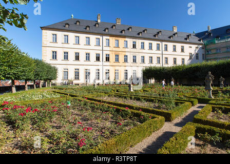 Giardino di Rose di Neue Residenz, Bamberg (Patrimonio Mondiale dell'UNESCO), Baviera, Germania Foto Stock