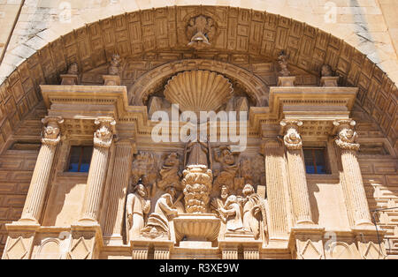 Almansa La Asuncion chiesa in Albacete della Spagna a Castiglia La Mancha provincia Foto Stock