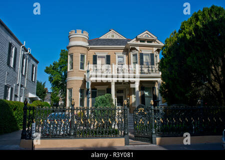 Stati Uniti d'America, Louisiana, New Orleans French Quarter, Cornstalk Hotel e la recinzione Foto Stock