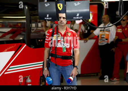 Abu Dhabi, negli Emirati Arabi Uniti. 24 Nov 2018. Motorsports: FIA Formula One World Championship 2018, il Gran Premio di Abu Dhabi, il campionato del mondo;2018;Grand Prix;Abu Dhabi, (Team, scuderia Ferrari) 24.11.2018. | Utilizzo di credito in tutto il mondo: dpa picture alliance/Alamy Live News Foto Stock