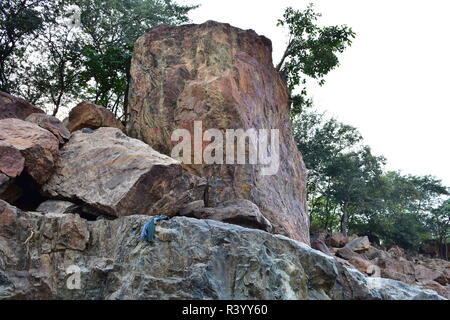 Porzione di montagna in Hogenakkal Foto Stock