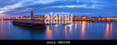 Vista panoramica di Ramsgate porto e marina al tramonto. Foto Stock