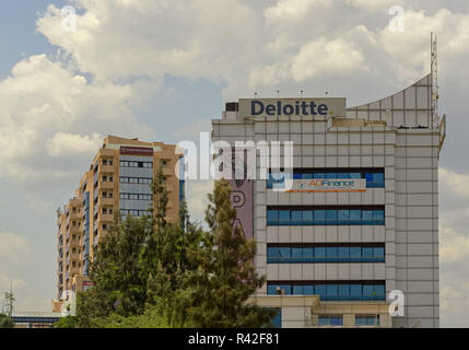Il Kigali, Ruanda - OTTOBRE 23,2017: Kiyovu queste sono due grandi,uffici moderni edifici su KN 3 Road,dove alcuni enti e società internazionali hanno Foto Stock