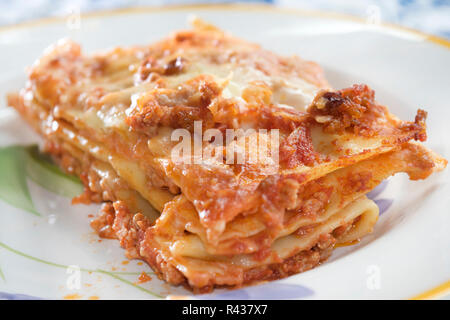 Le lasagne alla bolognese Foto Stock