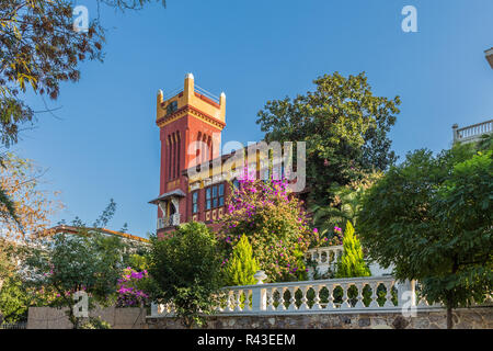 Istanbul, Turchia, Ottobre 22, 2013: Art Deco Mizzi Mansion a Buyukada, uno dei capi delle isole. Foto Stock