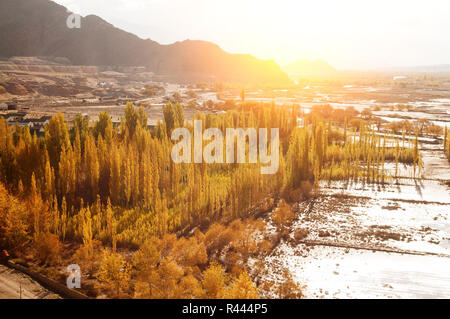 Fiume indo di sunrise Foto Stock