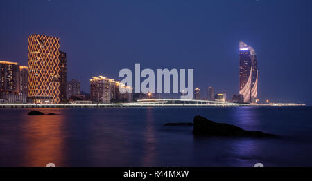 Xiamen skyline al tramonto, Fujian, Cina Foto Stock