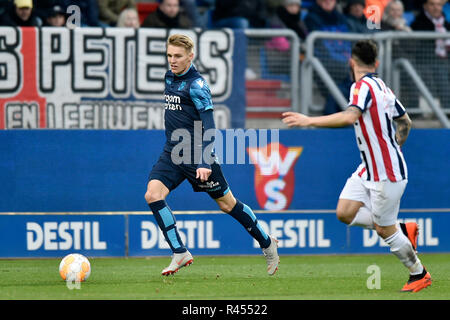 Tilburg, Paesi Bassi, 25 novembre 2018 olandese Eredivisie calcio stagione 2018 / 2019. Vitesse - il giocatore Martin Odegaard durante il match Willem II - Vitesse. Credito: Pro scatti/Alamy Live News Foto Stock