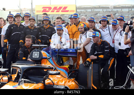 &#Xa9; Foto4 / LaPresse 25/11/2018 Abu Dhabi, Emirati Arabi Uniti Sport Gran premio di Formula Uno di Abu Dhabi 2018 nel pic: Fernando Alonso (ESP) McLaren MCL32 Foto Stock