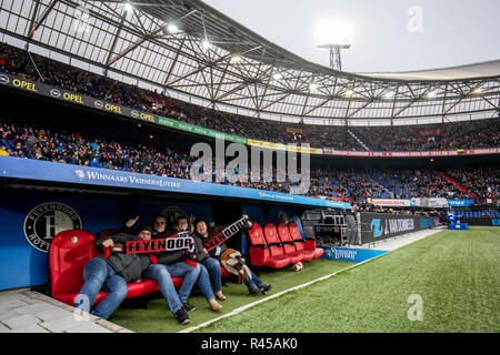 Rotterdam, Paesi Bassi, 25 Novembre, 2018. - Feyenoord - Groningen , Calcetto , Stagione 2018/2019 , Eredivisie , Stadion Feijenoord, De Kuip , 25-11-2018 , risultato 1-0 , vriendenloterij Credito: Pro scatti/Alamy Live News Foto Stock
