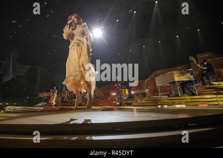 Brighton, Inghilterra. 25 novembre 2018, Firenze Welch di Firenze e la macchina esegue durante la 'alta come speranza' UK tour presso il Centro di Brighton, Inghilterra.© Jason Richardson / Alamy Live News Foto Stock