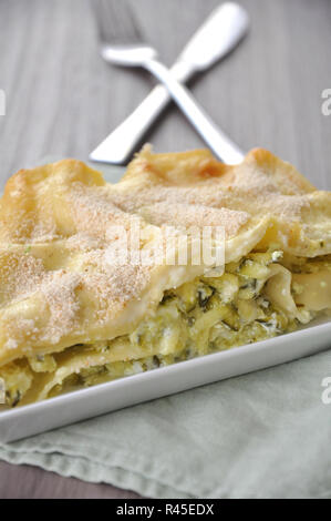 Lasagne di zucchine Foto Stock