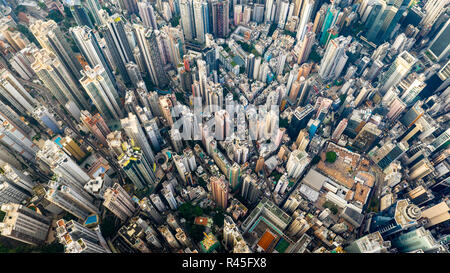 Vista aerea di edifici di appartamenti in midlevels, Hong Kong Foto Stock