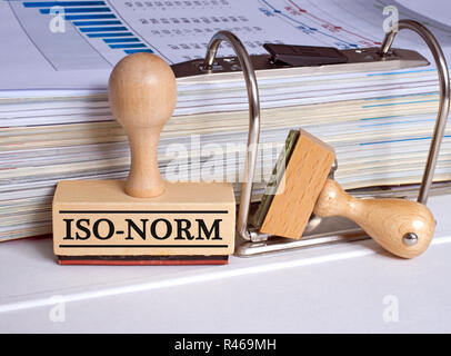 Iso-Norm timbro di gomma in ufficio Foto Stock