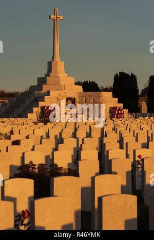 Tyne Cot britannica cimitero militare nei pressi di Ypres Foto Stock