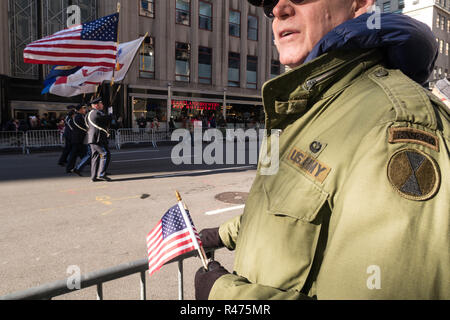 2018 veterani annuale parata del giorno sulla Fifth Avenue, New York, Stati Uniti d'America Foto Stock