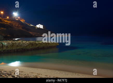 Notte sabbia spiaggia chiesa reflaction Foto Stock