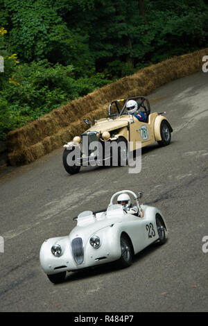 La Pittsburgh Vintage Grand Prix, tenuto annualmente in Schenley Park, è la nazione più grande annata sports car racing event. Pittsburgh, PA, Stati Uniti d'America Foto Stock