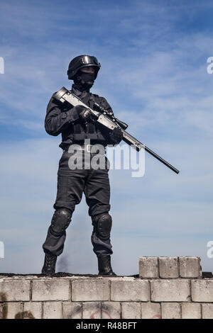 SWAT cecchino di polizia Foto Stock