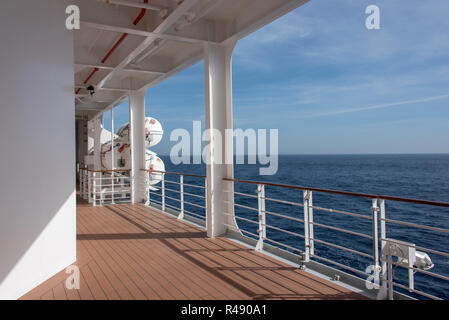 Vista sul ponte della nave Foto Stock