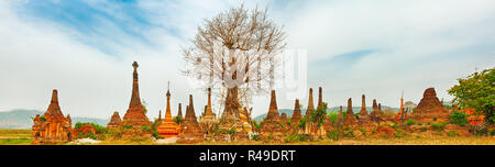 Sankar pagoda. Lo stato di Shan. Myanmar. Panorama Foto Stock