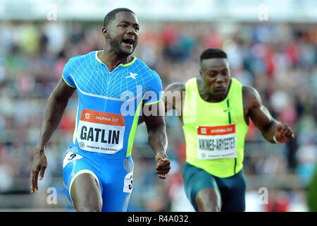 Ostrava, Repubblica Ceca. 17 Giugno, 2014. Justin Gatlin DA STATI UNITI D'AMERICA può competere e vincere in 100 Metri Uomini al Golden Spike (Zlata Tretra) meeting di atletica IAAF a Ostrava, Repubblica ceca, 17 giugno 2014. /PSPA/Slavek Ruta Credito: Slavek Ruta/ZUMA filo/Alamy Live News Foto Stock