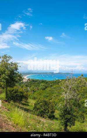 Vista dal Cap Camarat sul litorale di Pampelonne, Ramatuelle, Var, Provence-Alpes-Côte d Azur, in Francia, in Europa Foto Stock