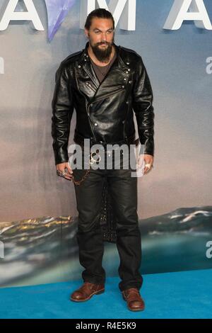 Londra, Regno Unito. 26 Nov 2018. Jason Momoa assiste AQUAMAN - Premiere mondiale. Londra, Regno Unito. 26/11/2018 | Utilizzo di credito in tutto il mondo: dpa picture alliance/Alamy Live News Foto Stock
