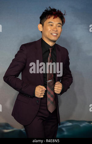 James Wan assiste la prima mondiale di "Aquaman' a Cineworld Leicester Square. Foto Stock