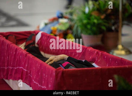 Foto LaPresse - Andrea Panegrossi 27/11/2018- Roma, Italia. CRONACA La camera ardente di Bernardo Bertolucci al Campidoglio Foto LaPresse - Andrea Panegrossi 27/10/2018- Roma, Italia la camera ardente di Bernardo Bertolucci in Campidoglio Foto Stock