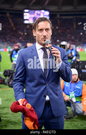 Roma, Italia. 27 Novembre, 2018. : Francesco Totti Foto Fabio Rossi/Roma/LaPresse 27/11/2018 Roma (Italia) Sport Soccer Roma-Real Madrid Champions League 2018/2019 - Stadio Olimpico nel pic: Francesco Totti Credito: LaPresse/Alamy Live News Foto Stock