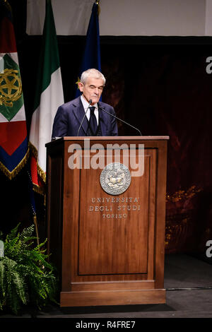 Torino, Italia. 26 Nov, 2018. Il Presidente della Repubblica Italiana Sergio Mattarella all inaugurazione dell Anno Accademico 2018/2019 dell'Università di Torino Credito: Bruno Brizzi/Pacific Press/Alamy Live News Foto Stock