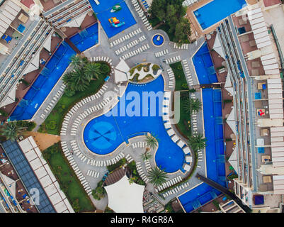 Barcellona, Spagna - 22 August 2018: vista la piscina in hotel Foto Stock