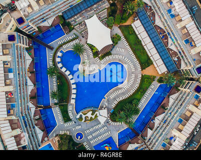 Barcellona, Spagna - 22 August 2018: vista la piscina in hotel Foto Stock