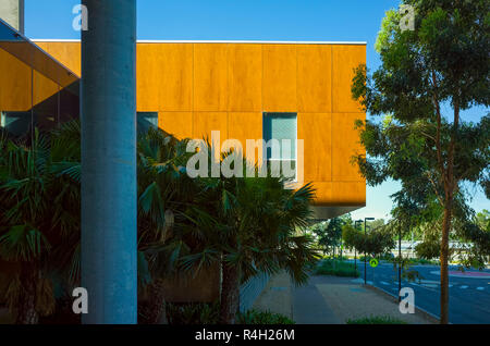 Bel colore arancione ospedale in Australia Foto Stock