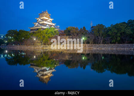 Il Castello di Hiroshima Carp (Castello) a Hiroshima, Giappone Foto Stock